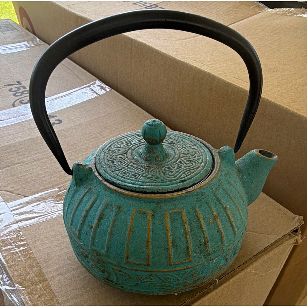 Cast Iron Tea Pot Green/Black Matte, Geometric Japanese Style, Lid